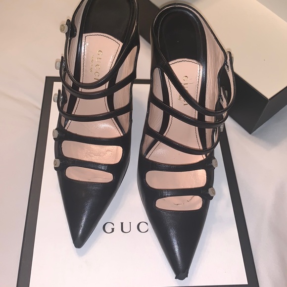 Black Gucci Pumps - Picture 2 of 4